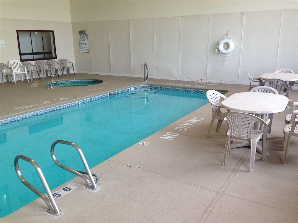 Brentwood Inn & Suites 홉스 외부 사진