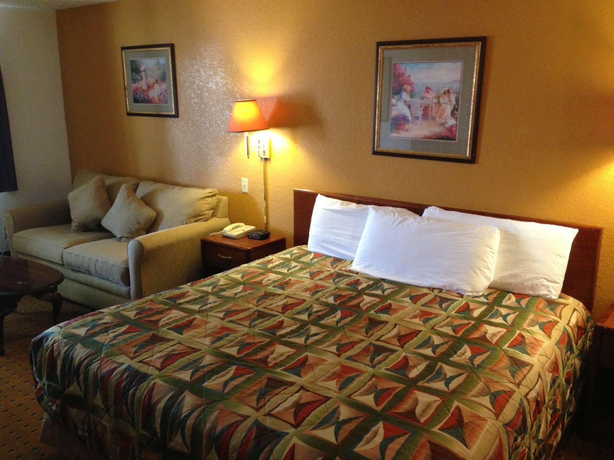 Brentwood Inn & Suites 홉스 외부 사진
