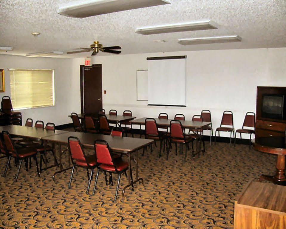Brentwood Inn & Suites 홉스 외부 사진