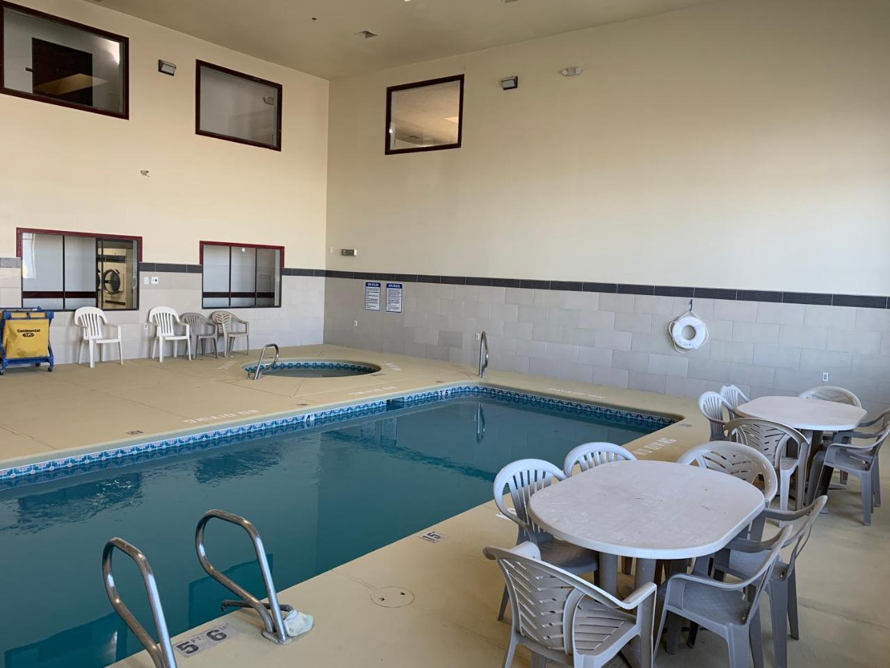 Brentwood Inn & Suites 홉스 외부 사진